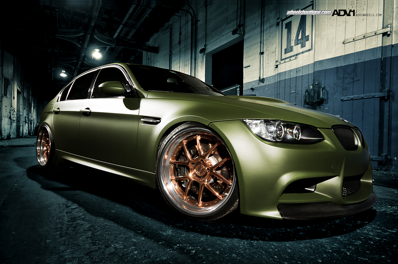 Check out this jaw-dropping BMW Matte Green M3